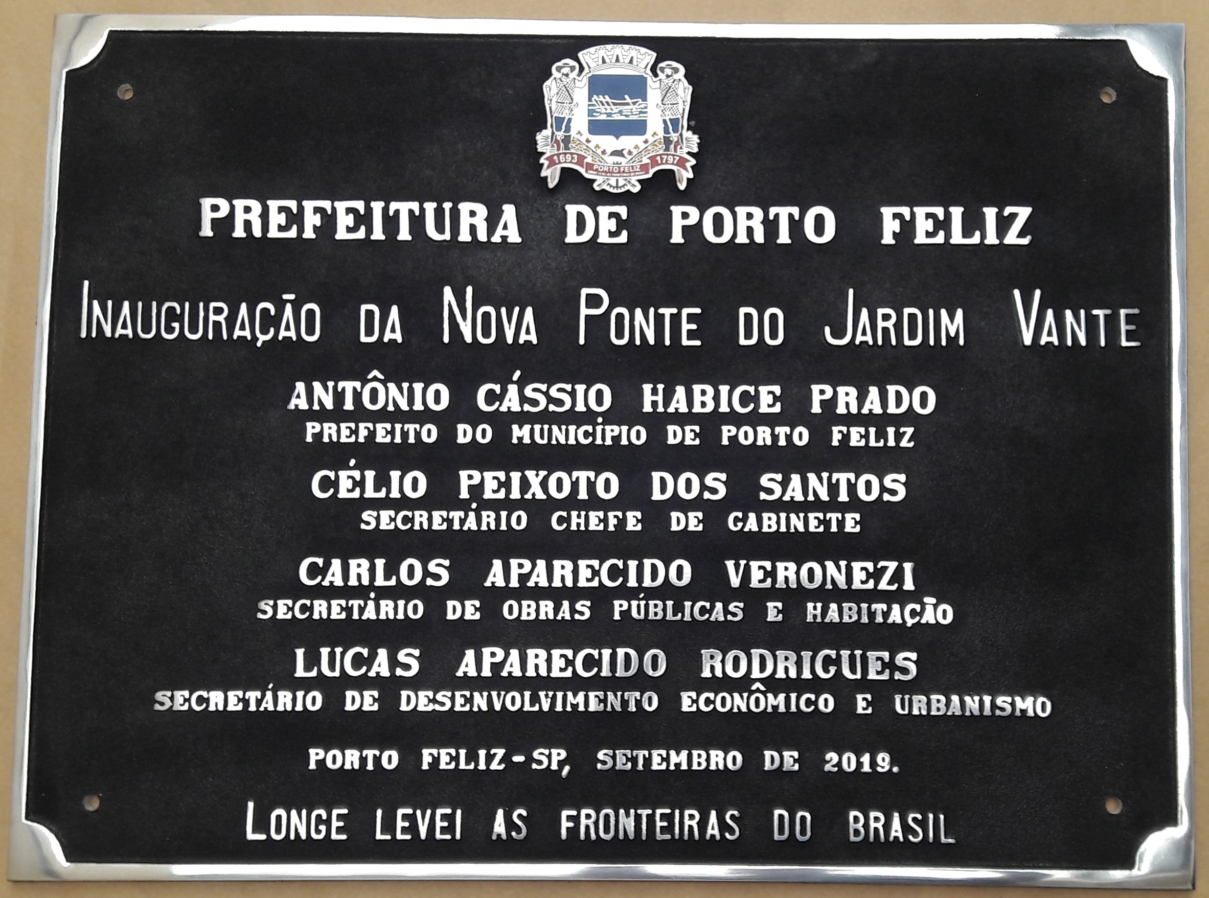 PLACA DE ALUMNIO FUNDIDO