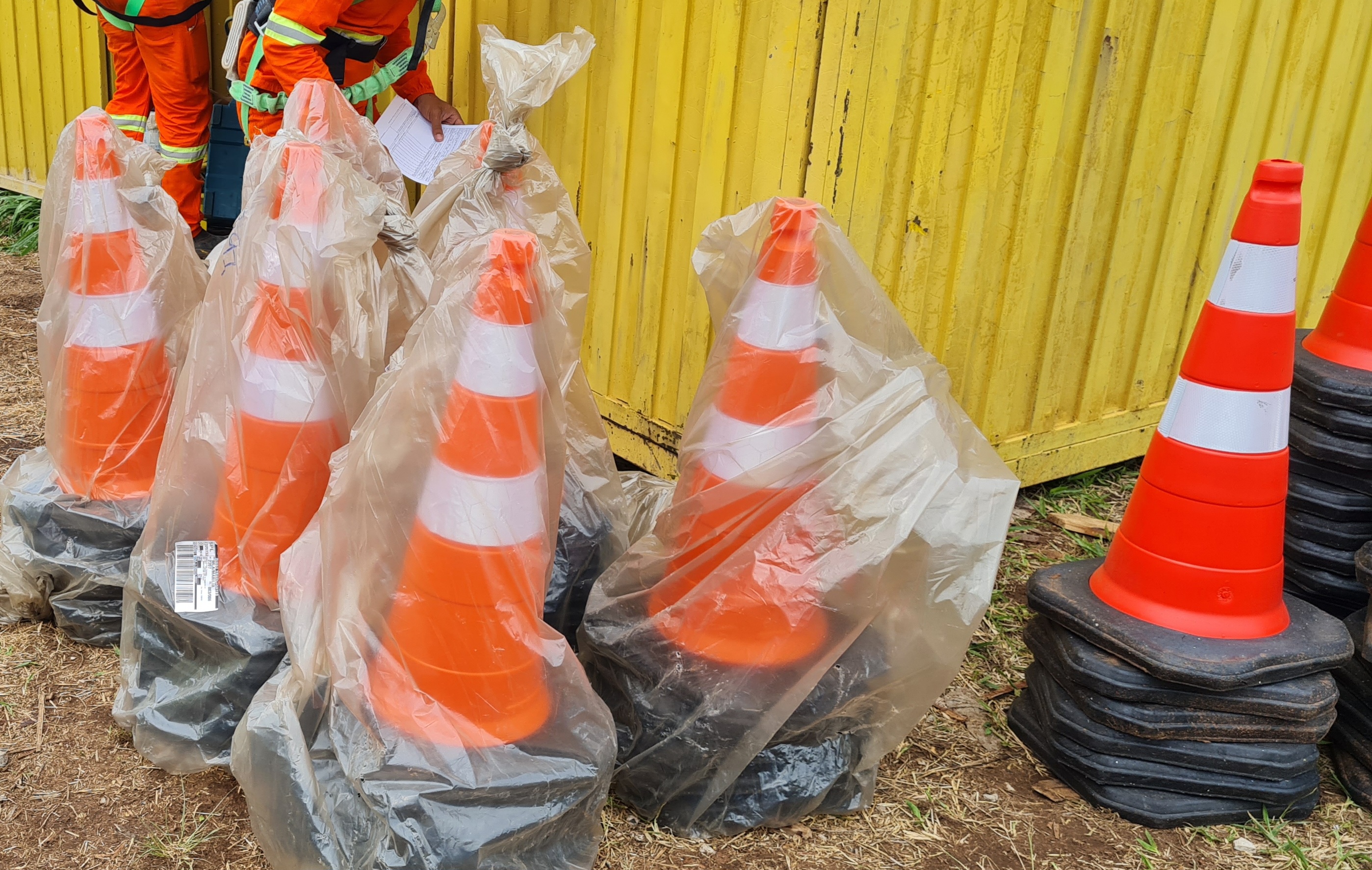 CONES DE TRNSITO - BASE QUADRADA