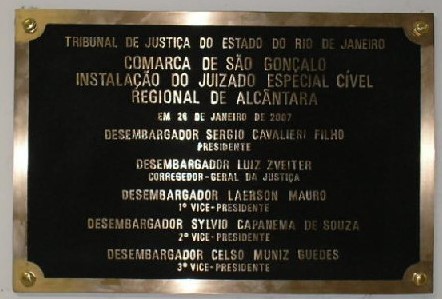 PLACA DE BRONZE FUNDIDO